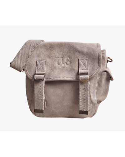 Petit sac besace en cuir suédé sable casual chic